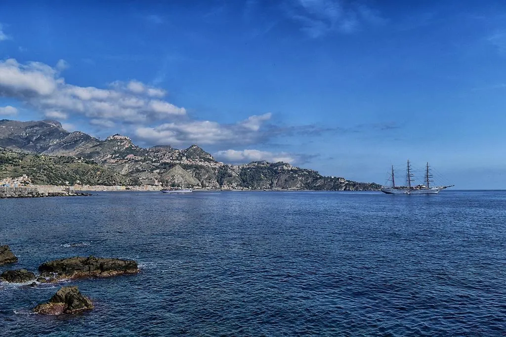 Charming Place Taormina